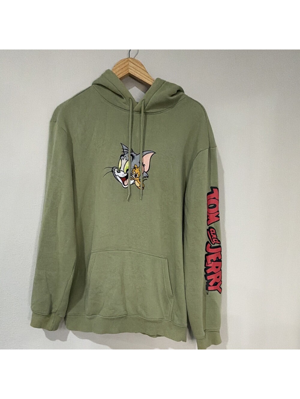 Tom and Jerry Green Hoodie Embroidered Cartoon Character Graphic elbow ripped M